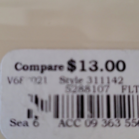 FASHION Black and Silver Tone Stretch Bracelet NWTags - Picture 3 of 3